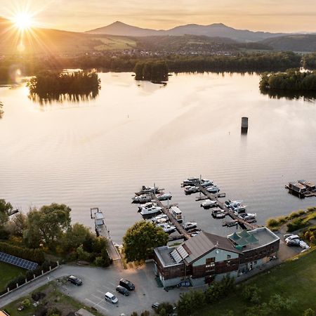 Hotel Marina Labe Pistany Exteriér fotografie