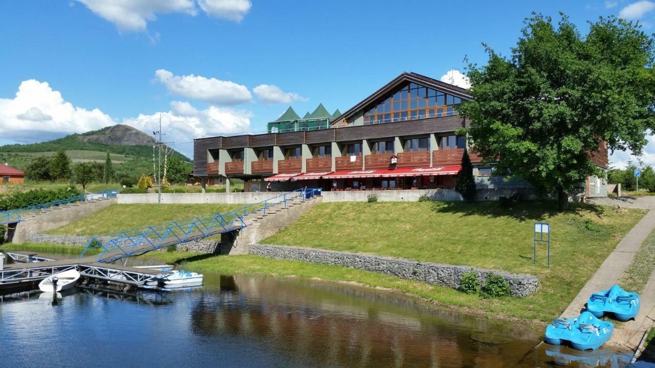 Hotel Marina Labe Pistany Exteriér fotografie